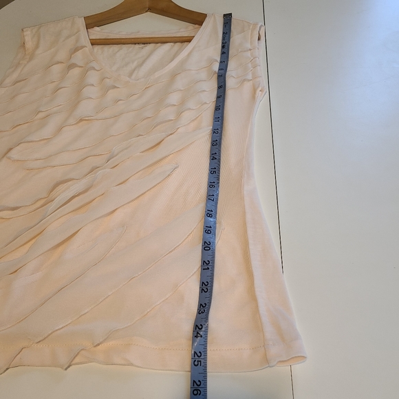 Loft Ann Taylor Ruffled Short Sleeve Top - Picture 3 of 7